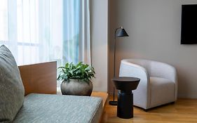 Hyatt Place Central 4*